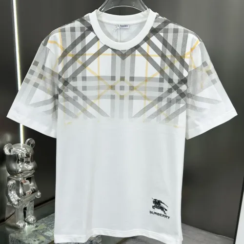 Replica Burberry T-Shirts Short Sleeved For Unisex #1430289 $64.00 USD for Wholesale