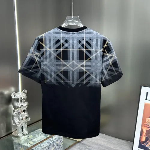 Replica Burberry T-Shirts Short Sleeved For Unisex #1430290 $64.00 USD for Wholesale