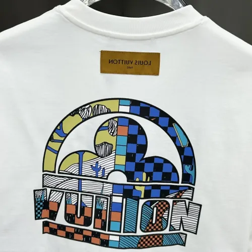 Replica Louis Vuitton LV T-Shirts Short Sleeved For Unisex #1430311 $64.00 USD for Wholesale