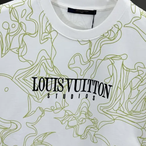 Replica Louis Vuitton LV T-Shirts Short Sleeved For Unisex #1430313 $64.00 USD for Wholesale