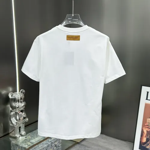 Replica Louis Vuitton LV T-Shirts Short Sleeved For Unisex #1430315 $64.00 USD for Wholesale