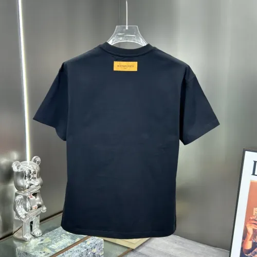 Replica Louis Vuitton LV T-Shirts Short Sleeved For Unisex #1430316 $64.00 USD for Wholesale
