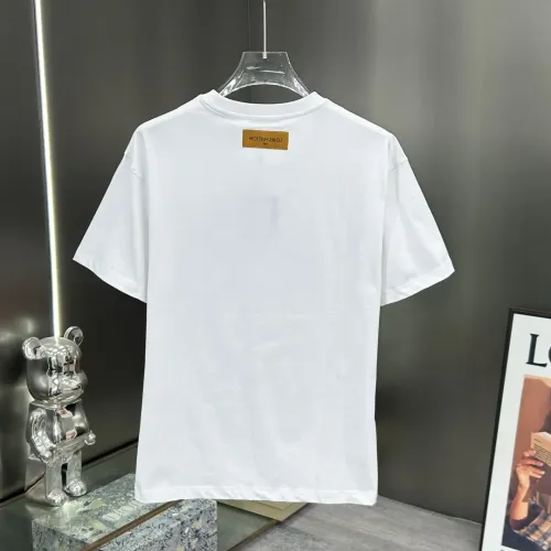Replica Louis Vuitton LV T-Shirts Short Sleeved For Unisex #1430321 $64.00 USD for Wholesale