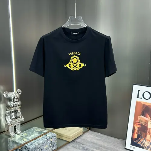 Versace T-Shirts Short Sleeved For Unisex #1430346 $64.00 USD, Wholesale Replica Versace T-Shirts