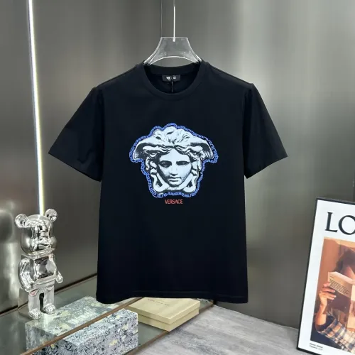 Versace T-Shirts Short Sleeved For Unisex #1430374 $64.00 USD, Wholesale Replica Versace T-Shirts
