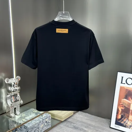 Replica Louis Vuitton LV T-Shirts Short Sleeved For Men #1430378 $82.00 USD for Wholesale