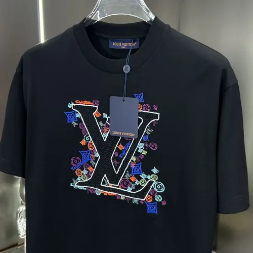 Replica Louis Vuitton LV T-Shirts Short Sleeved For Men #1430378 $82.00 USD for Wholesale