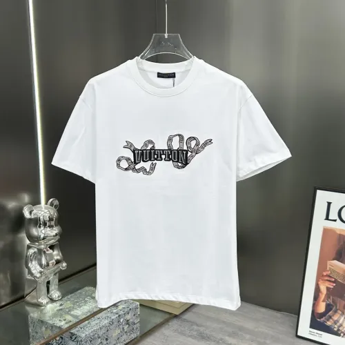 Replica Louis Vuitton LV T-Shirts Short Sleeved For Unisex #1430495 $64.00 USD for Wholesale