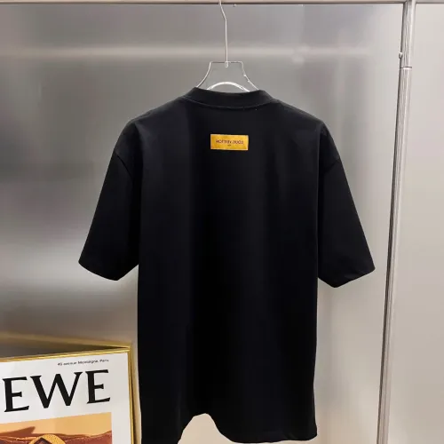Replica Louis Vuitton LV T-Shirts Short Sleeved For Unisex #1430551 $38.00 USD for Wholesale