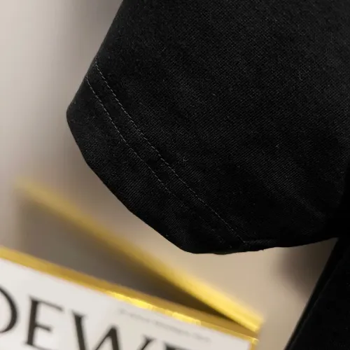 Replica Louis Vuitton LV T-Shirts Short Sleeved For Unisex #1430555 $38.00 USD for Wholesale