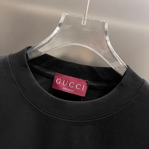 Replica Gucci T-Shirts Short Sleeved For Unisex #1430606 $38.00 USD for Wholesale