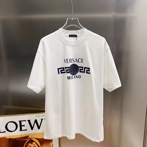 Versace T-Shirts Short Sleeved For Unisex #1430607 $38.00 USD, Wholesale Replica Versace T-Shirts
