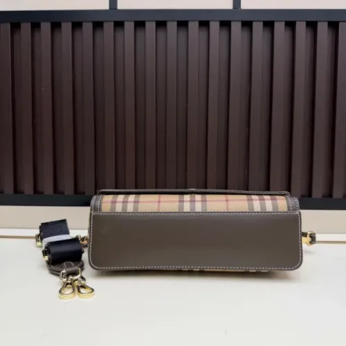 Replica Burberry AAA Quality Messenger Bags For Women #1431793 $96.00 USD for Wholesale